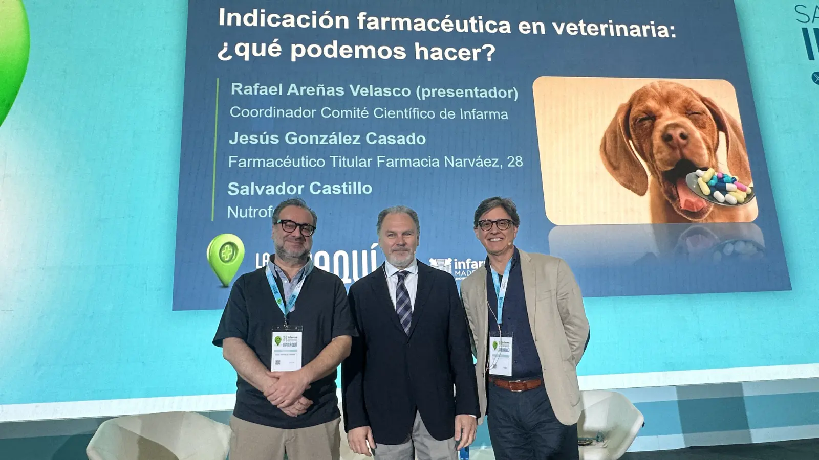 Jesús González Casado, farmacéutico titular en Madrid; Rafael Areña, vicepresidente 3º en funciones del COFM; y Salvador Castillo, experto en distribución de medicamentos veterinarios, durante la jornada de Infarma Madrid 2026